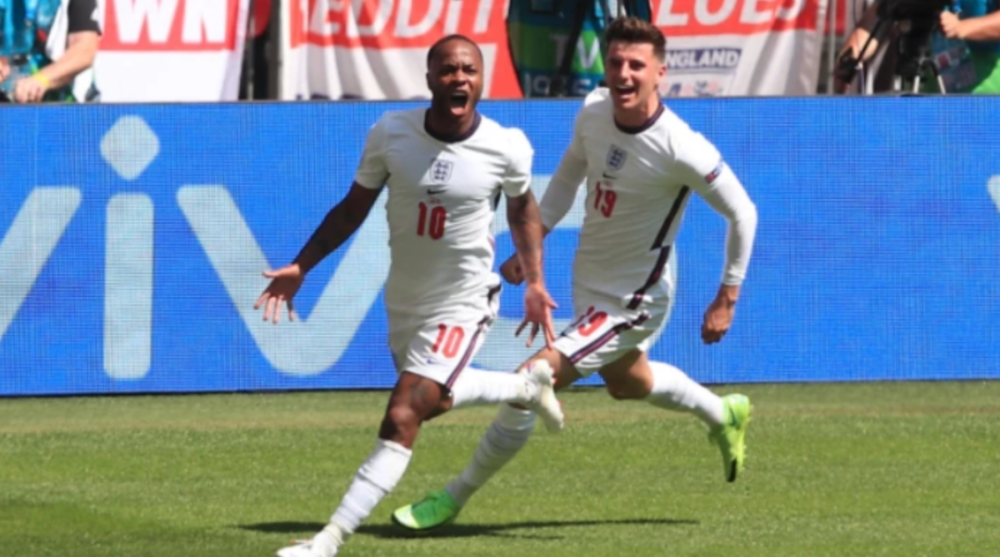 马赛新援首秀戴帽,助球队终结六轮不胜